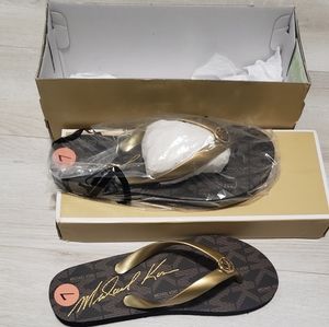 Michael kors flip flops sandals